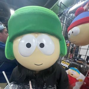 Meet your Posher, Elias